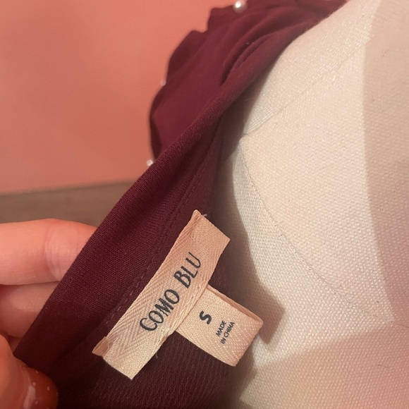 Como Blu Burgundy Women's Top with Pearl Accents - Picture 5 of 5